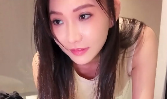 帮妹妹治疗她的早泄老公・EP.1