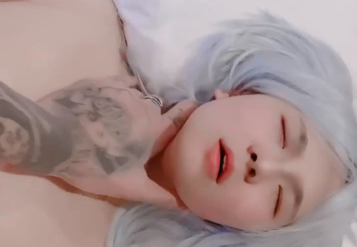 女人听我命令完玩弄小穴是我的乐趣